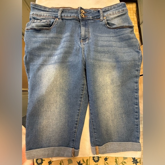 Sandpiper Pants - SANDPIPER Cuffed Mid-Blue Denim Bermuda Shorts.